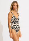 Neue Wave V Neck One Piece / Black