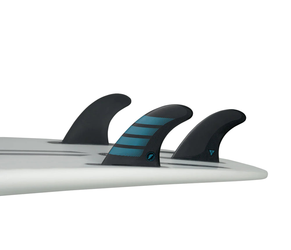 F4 Alpha Thruster / Carbon Aqua – AKWA SURF