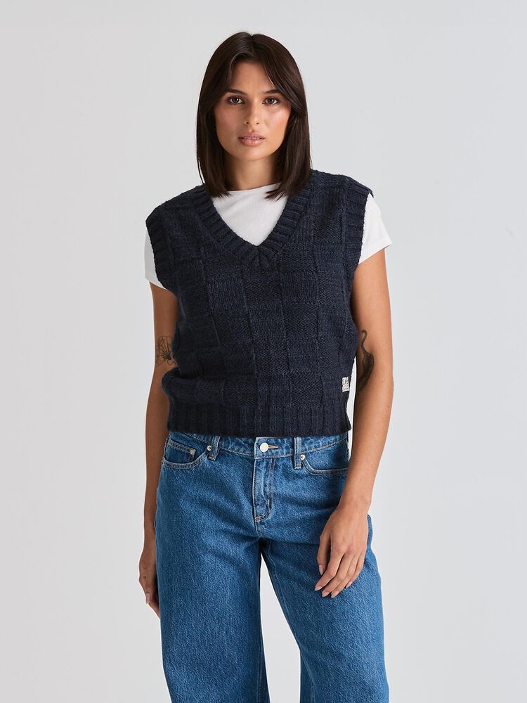 Crossroads Knit Vest / French Navy