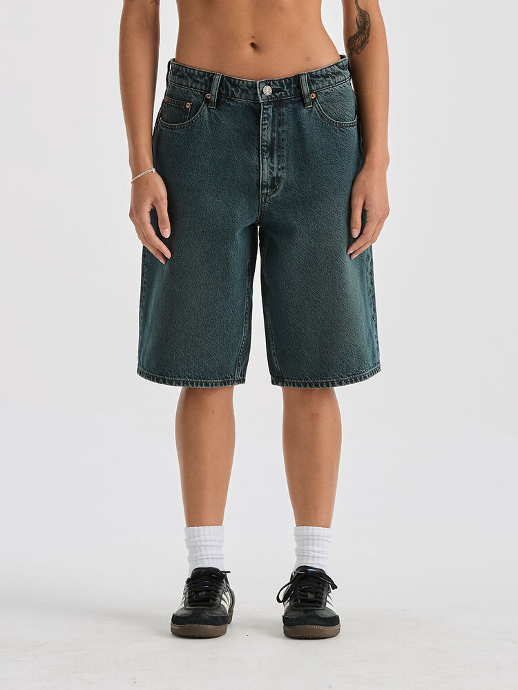 Low Slouch Jort / Smoked Tea