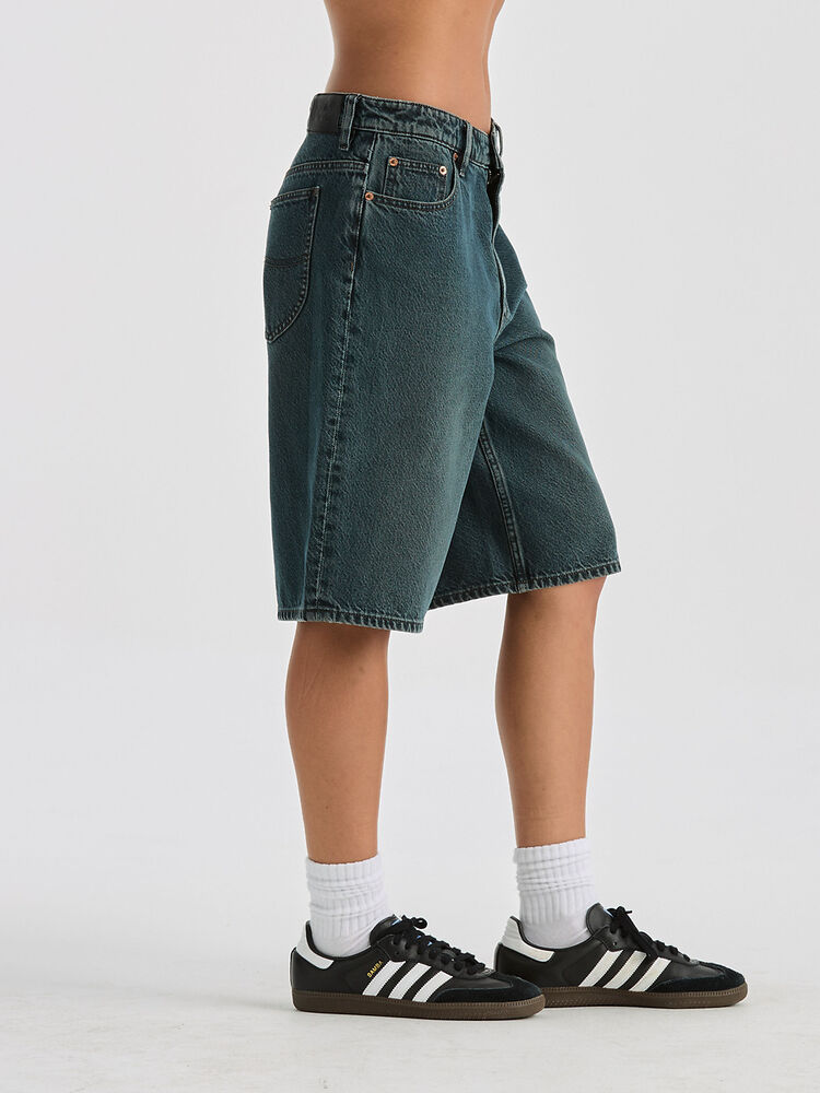 Low Slouch Jort / Smoked Tea
