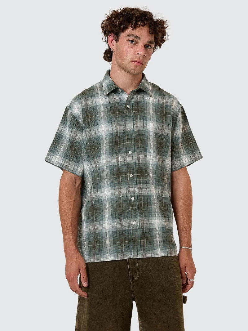 Cheap Thrills SS Cropped Shirt / Tarmac