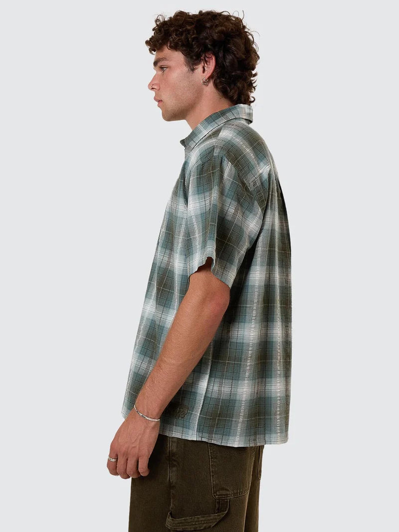 Cheap Thrills SS Cropped Shirt / Tarmac