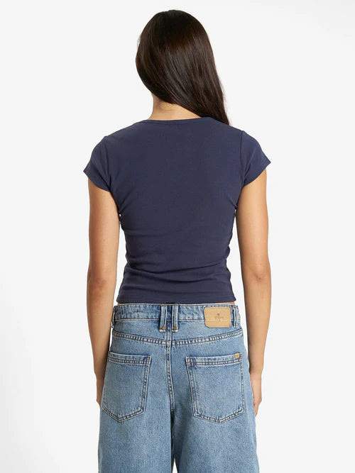 Turn Around Cap Sleeve Tee / Station Navy
