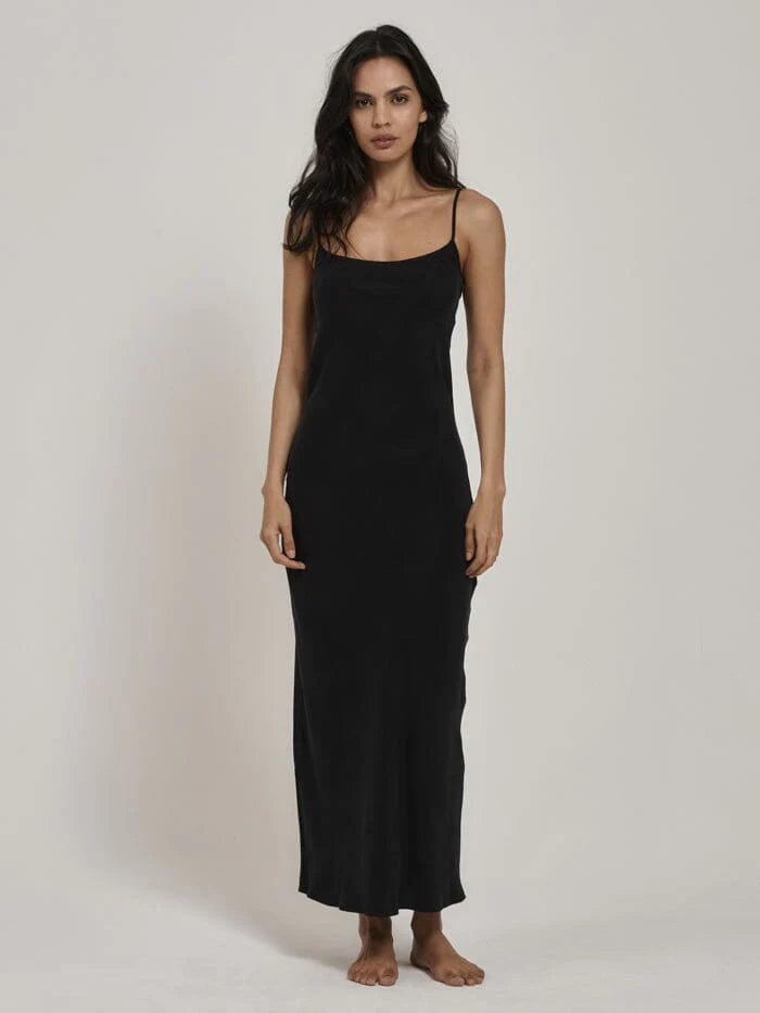 Naomi Slip Dress / Black