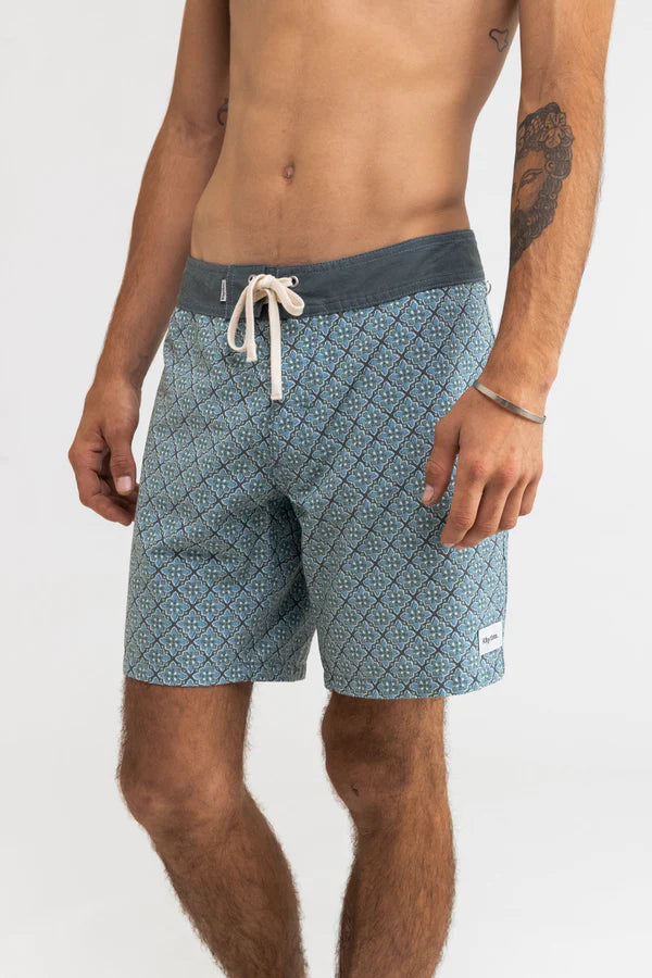 Tile Trunk / Pacific
