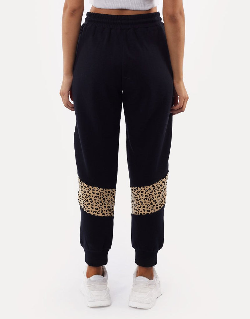 Distinct Panel Jogger Multi