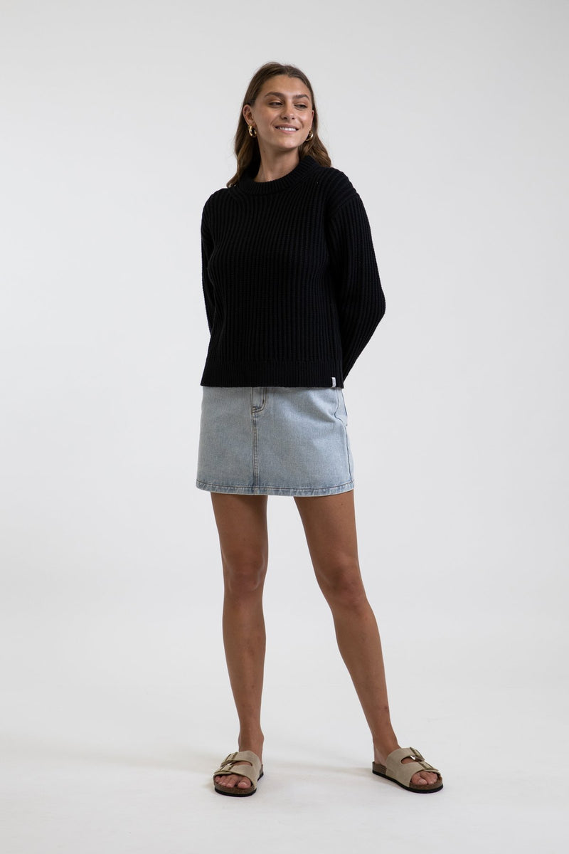 Classic Cable Knit Black