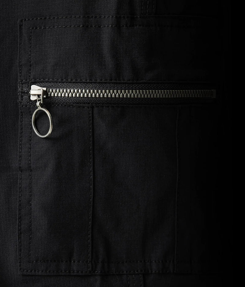 Dane 18.5 Trunk / Black