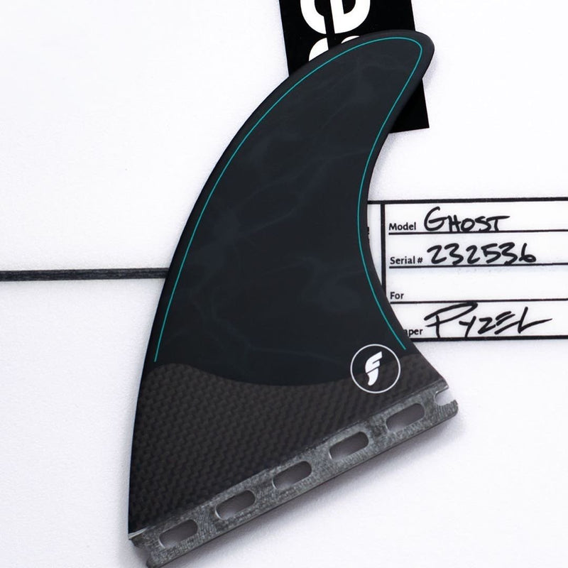 Pyzel Medium 5 Fin - AKWA SURF
