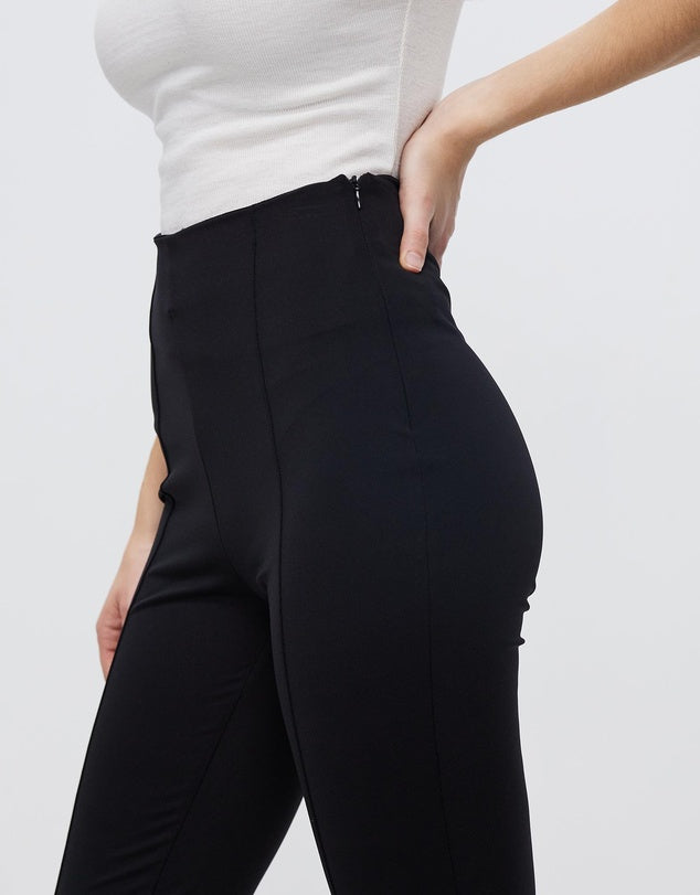 Dani Pant / Black